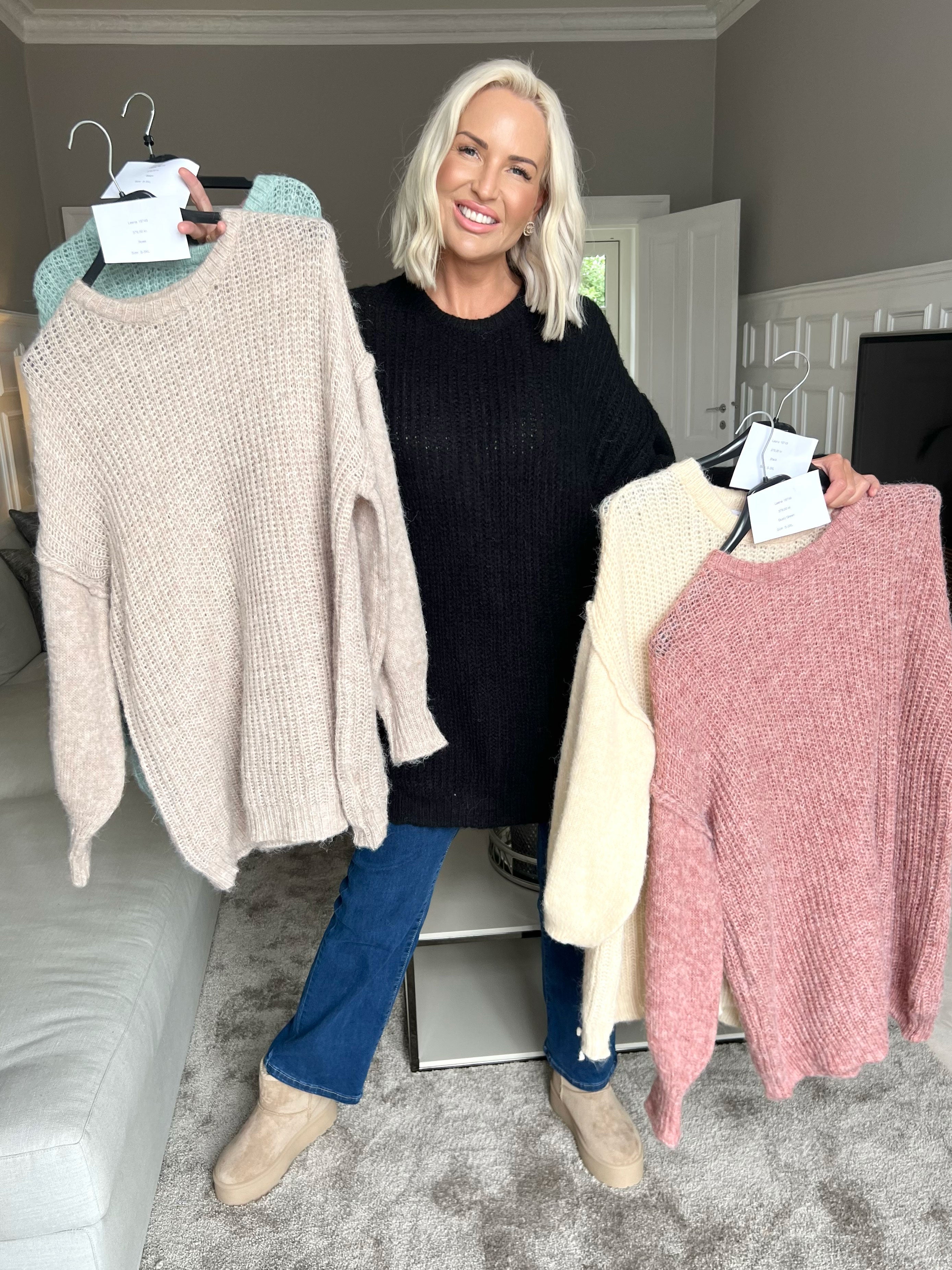 Leana - Lång mjuk stickad blus med ballongärmar